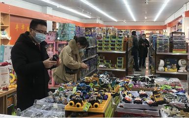 漢口北玩具訂貨會火熱開啟，益智玩具與新春公仔引領備貨潮流